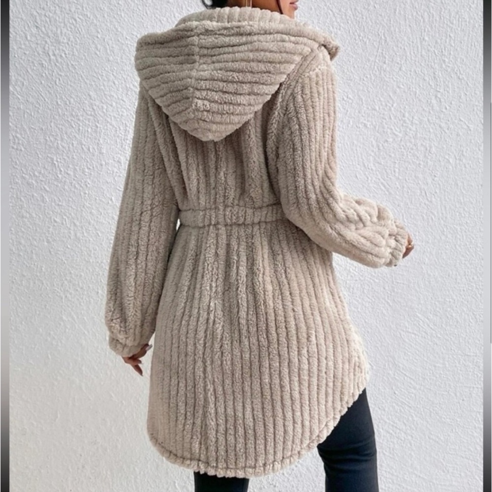 Luxe Cozy Button Down Faux Fur Hoodie Teddy Jacket Coat - Picture 4 of 4